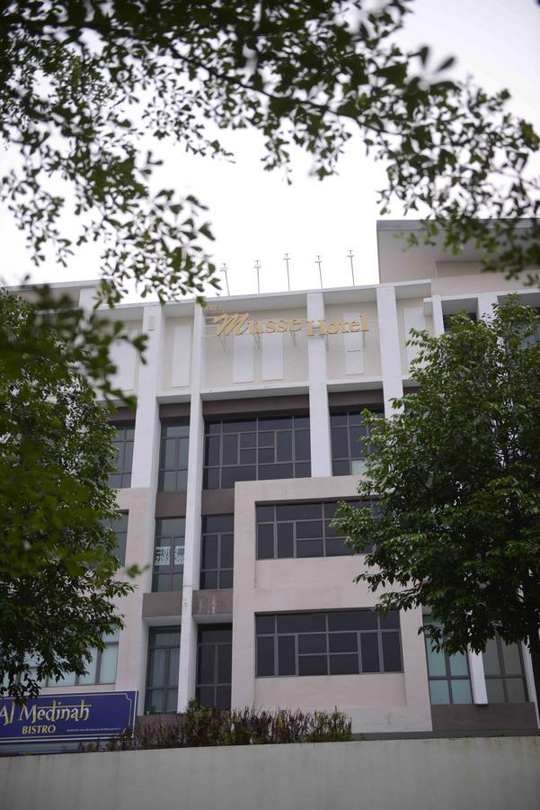 Musse Hotel Cyberjaya Bagian luar foto